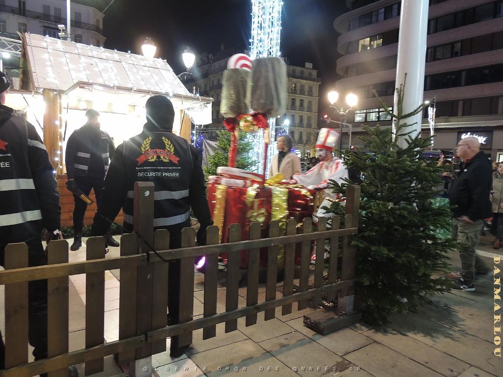 2024 12 18 TOULON LES ILLUMINATIONS DE NOEL (47).jpg